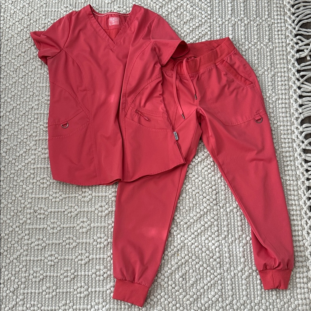 Ava Therese coral scrub set by Zavaté Apparel
